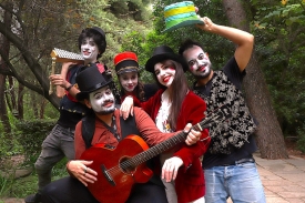 Η παράσταση φαινόμενο επιστρέφει